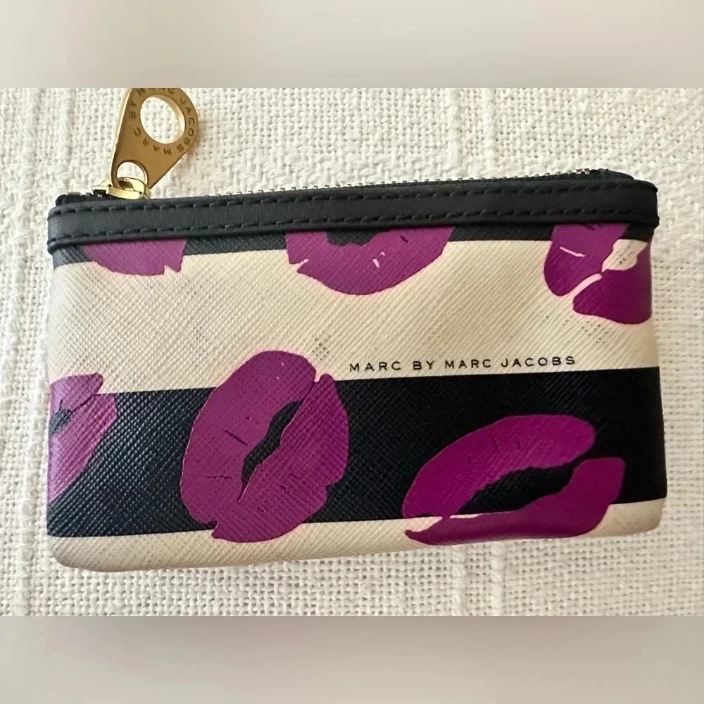 Marc Jacobs Easy Lips Coin Purse